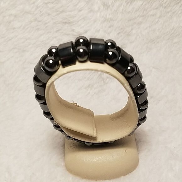 Gray Magnetic Bracelet  - Picture 3 of 6